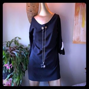 Italian Black Top Tunic NWT with Star Necklace
